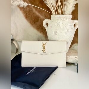 NOT YSL | Saint Laurent Cream Pebbled Leather Clutch